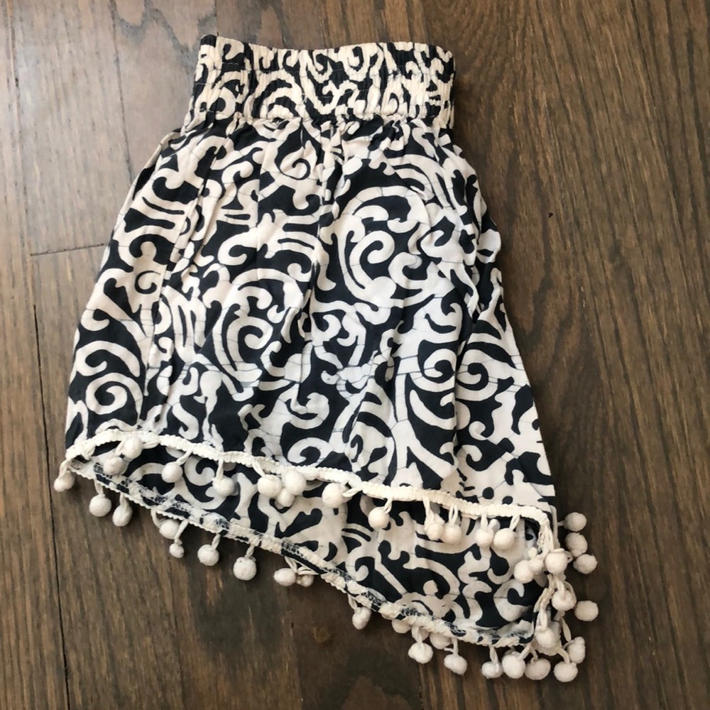 Flowy Pom Pom Shorts